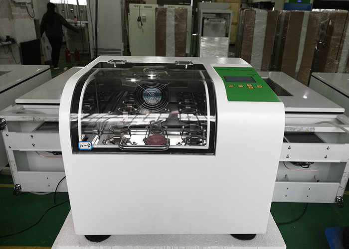 세륨 20-300rpm 탁상 궤도 셰이커 부화기 실험실 장치 안정 성과